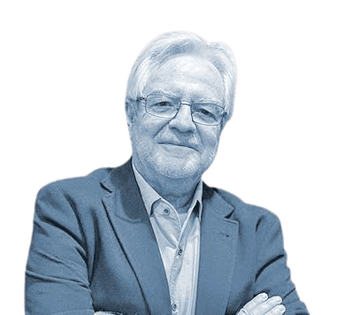 Foto de Javier Paniagua, catedrático de ciencias políticas en la UNED, historiador y autor de la novela Los email que nunca te envié